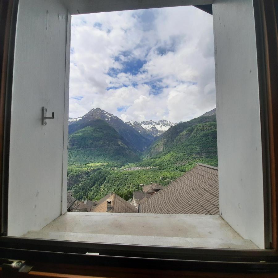 شقة Santorini By Quokka 360 - Blue Curtains In The Alps Anzonico المظهر الخارجي الصورة